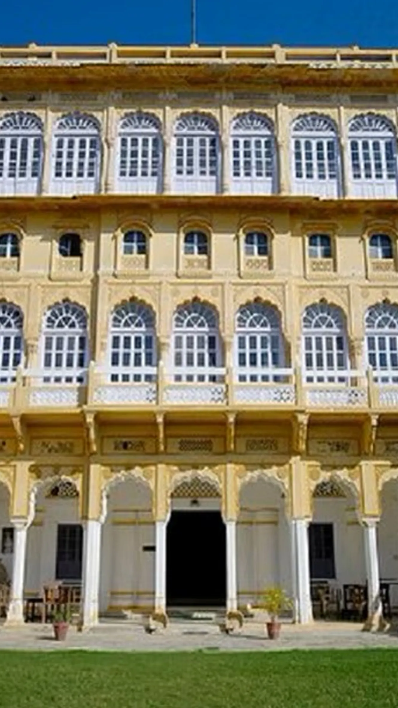 mj7t8ychovijryuj7f0s